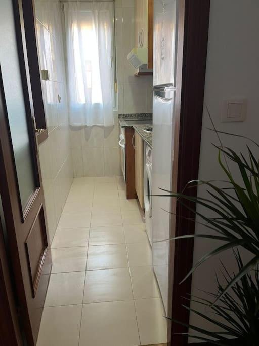 Acogedor Y Soleado Apartamento Recien Amueblado En 기욘 외부 사진
